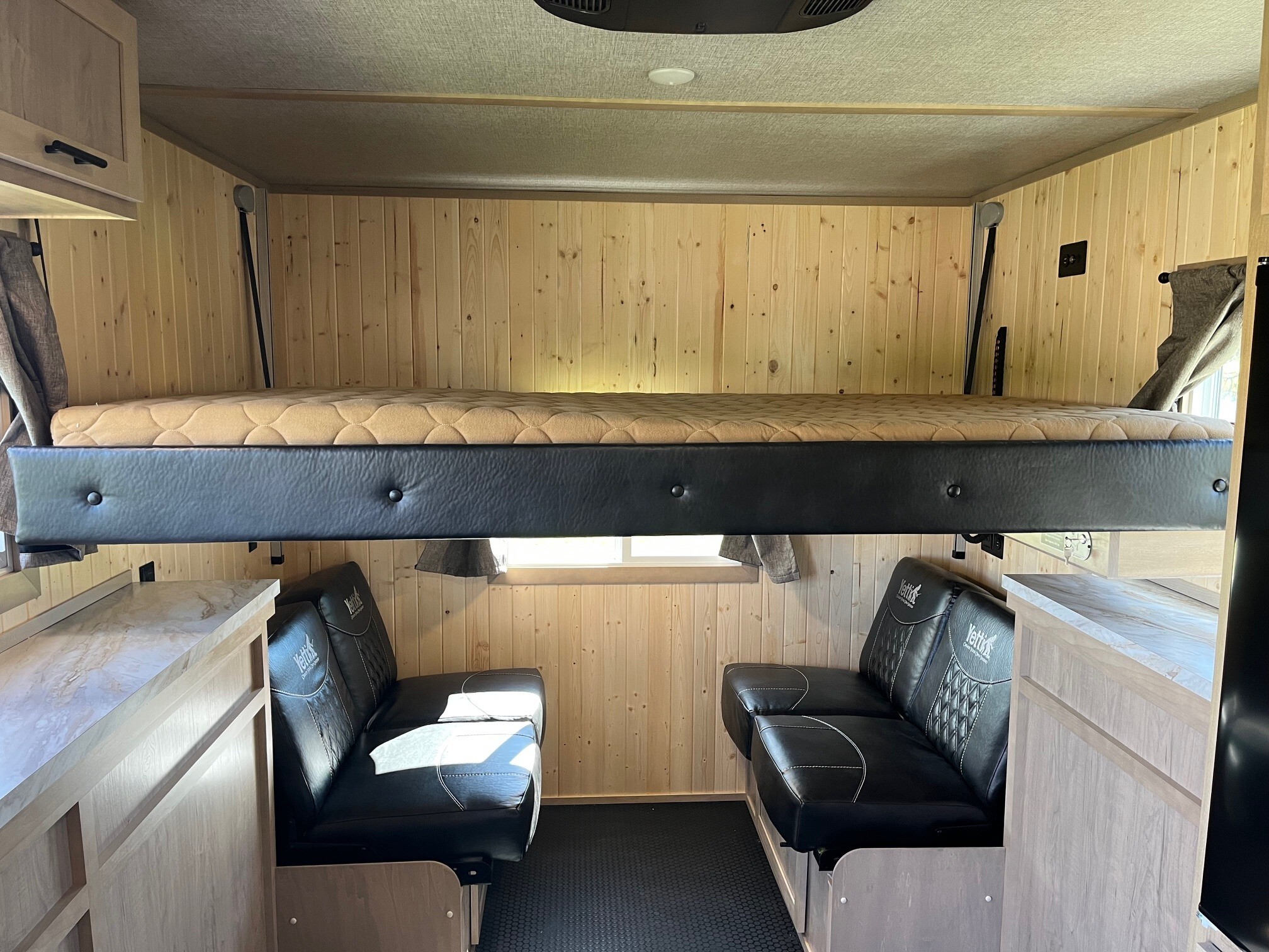 05 2026 Grand Escape Edition 16