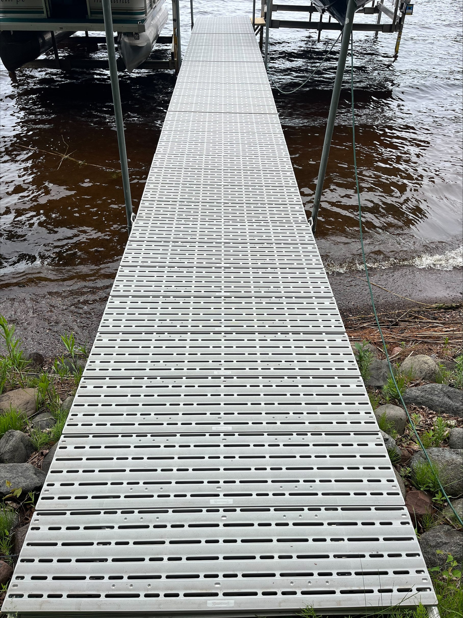 Island Lake Redeck